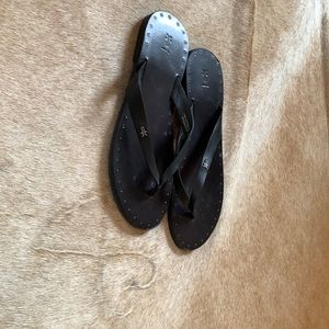 Frye size 10 flip flops